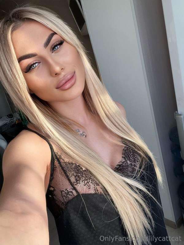 Evening selfies in return? That's a good idea. I know you ca..