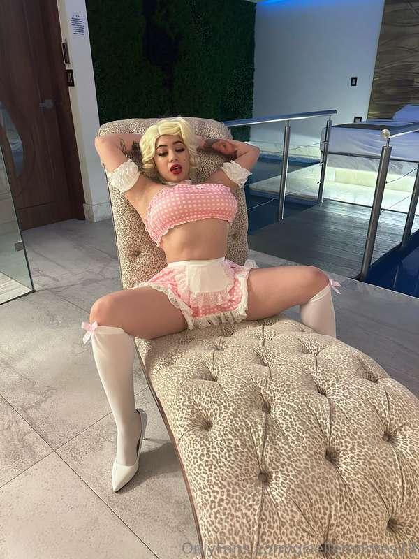 gisellemontes18 image #0