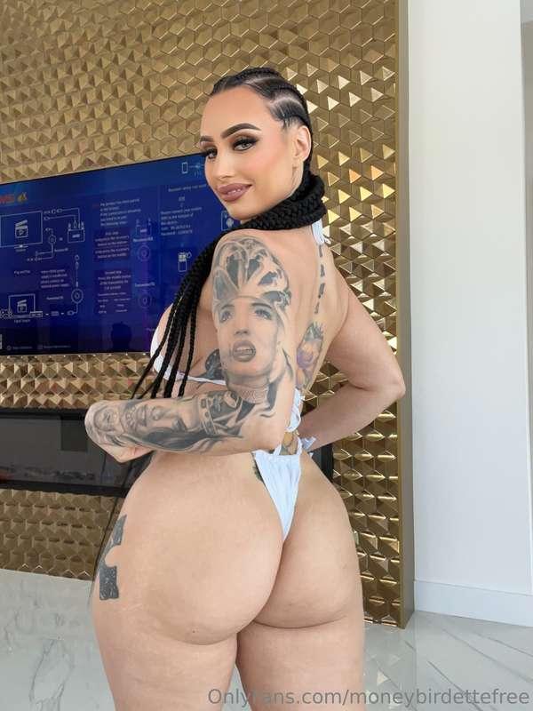 This pic has no business being this filthy