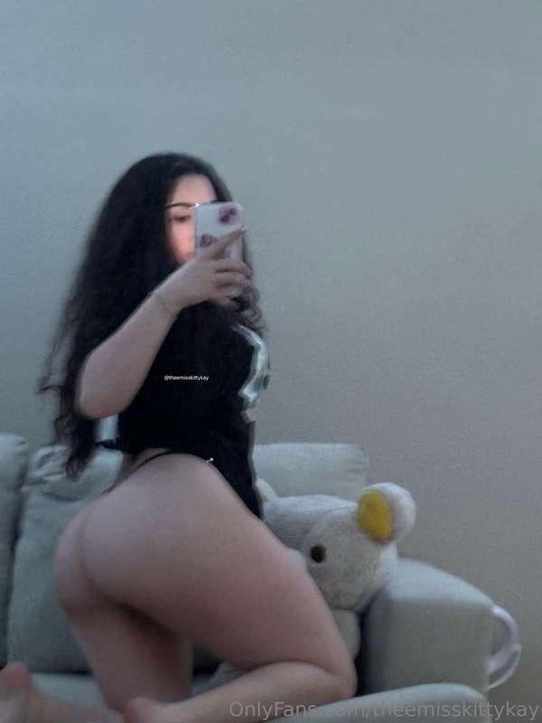 theemisskittykay image #1