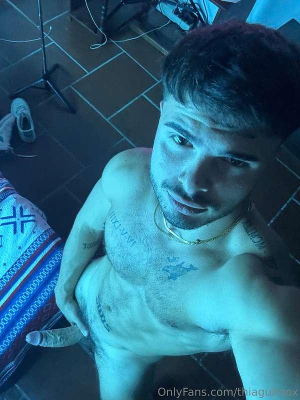 💪 Daddy's ready to give you what you deserve...Do you dare a..