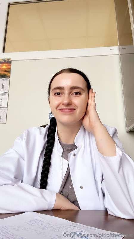 Guys, something hilarious just happened. A patient came in—a..