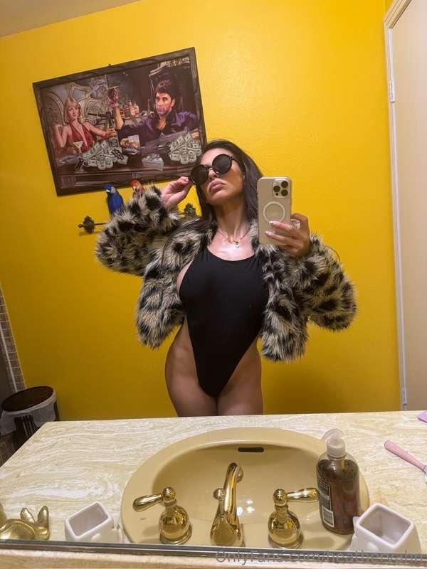 😋😏