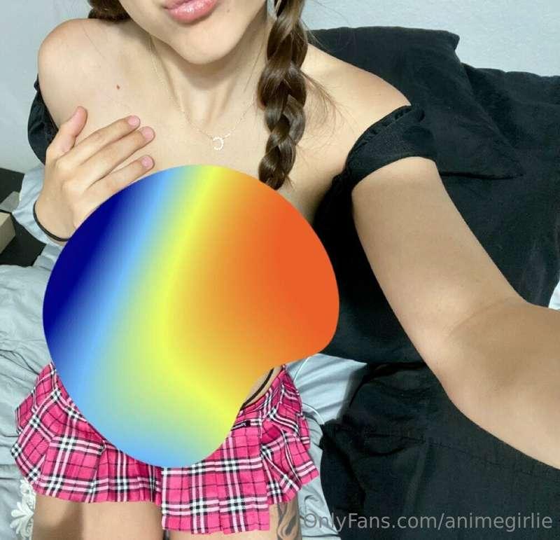 are you a new student here? i can give you a tour and show y..
