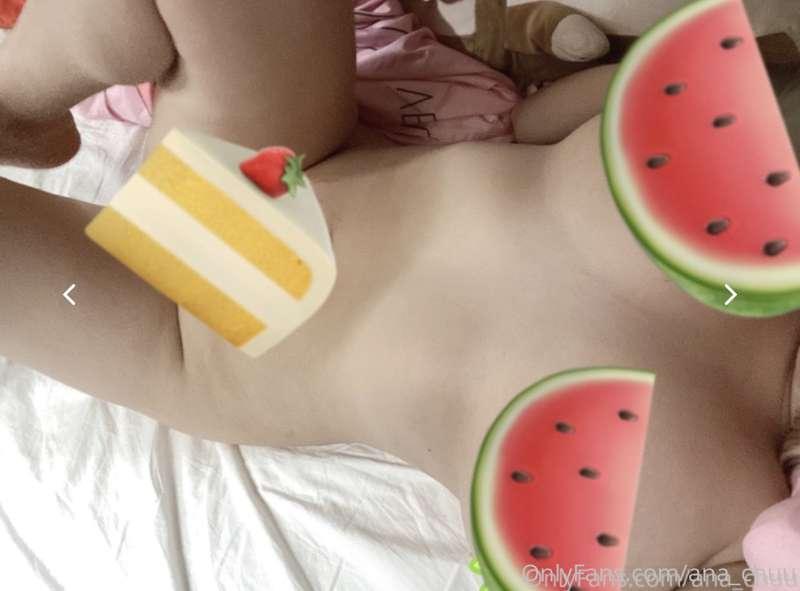 Good morning!☀️ Naughty implied nudes with a lil NIP SLIP ar..