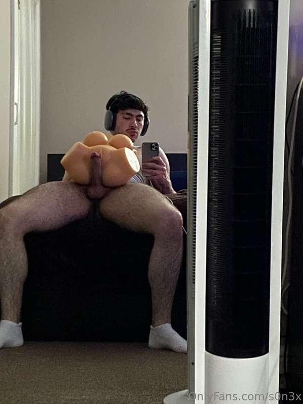 would you rather see me wreck this toy or fuck my hand?