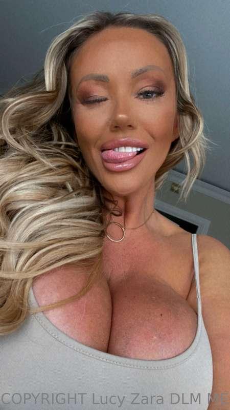 lucyzara main image