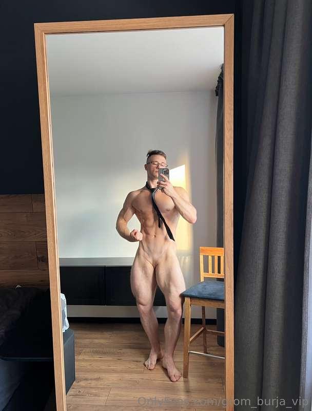 swipe for ass play🥰🍑