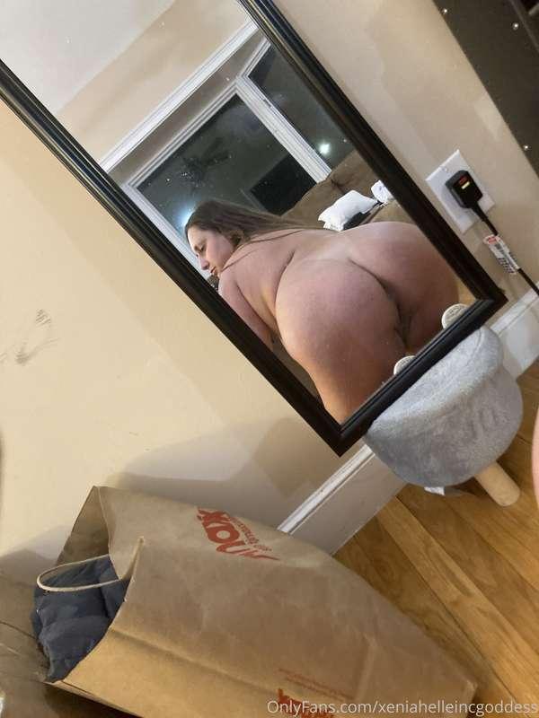 This ass loves attention and likes :) 🤟🏾🤟🏾🤟🏾 Professional sh..