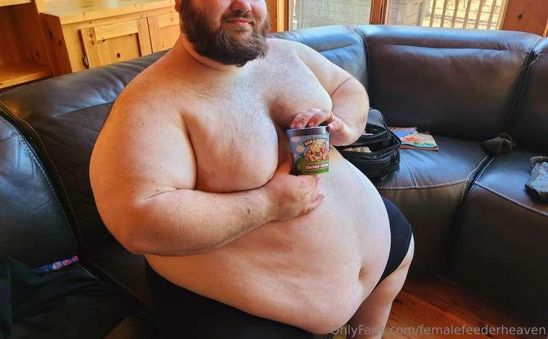 Officially my chubby hubby 😍