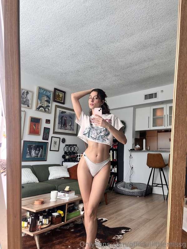 Do you like anime? Tip to see a little more of morning😚