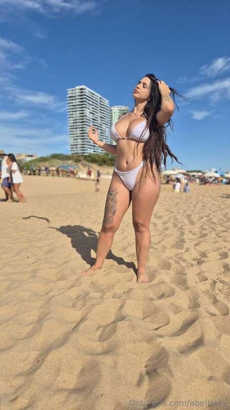 👑 Royal vibes, no crown needed