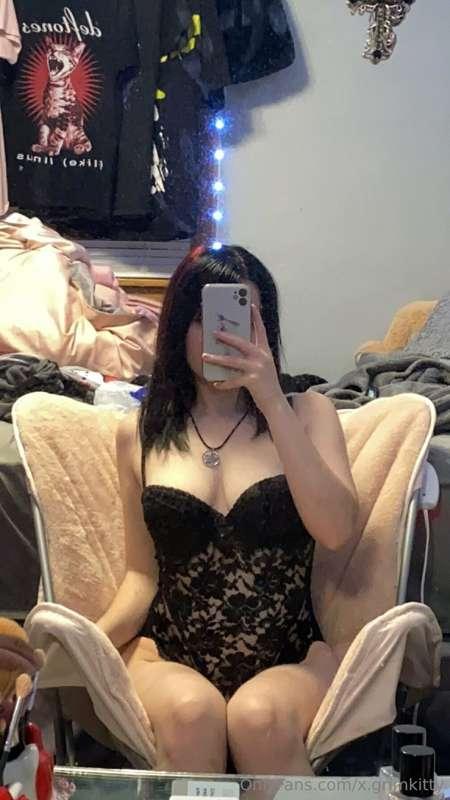 I bought the cutest bodysuit!🥰🥰  Hmu for videos in this sexy..