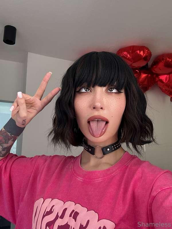 Certified baddie with a glitch in the system hehe
