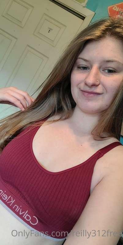 ***Photo dump of 9 pics with me in a cute Calvin klien panti..
