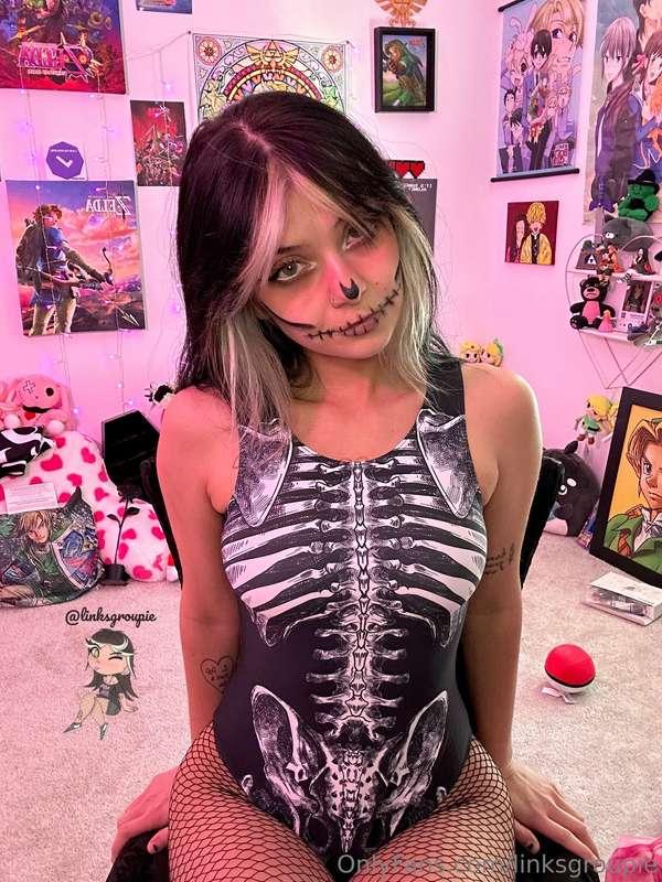 Spooky scary links skeleton… minus the scary part ☠️ 