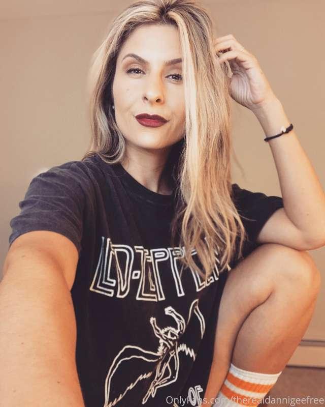 😎