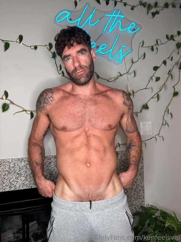 Please make me cum 🥵💦