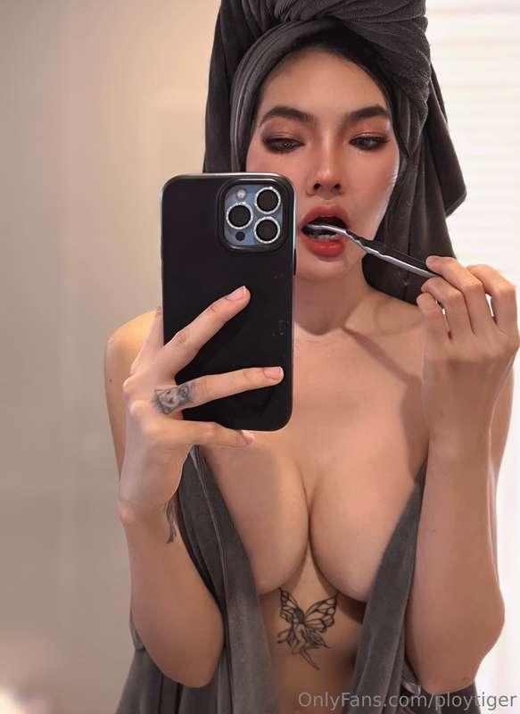 @ploytigerstam