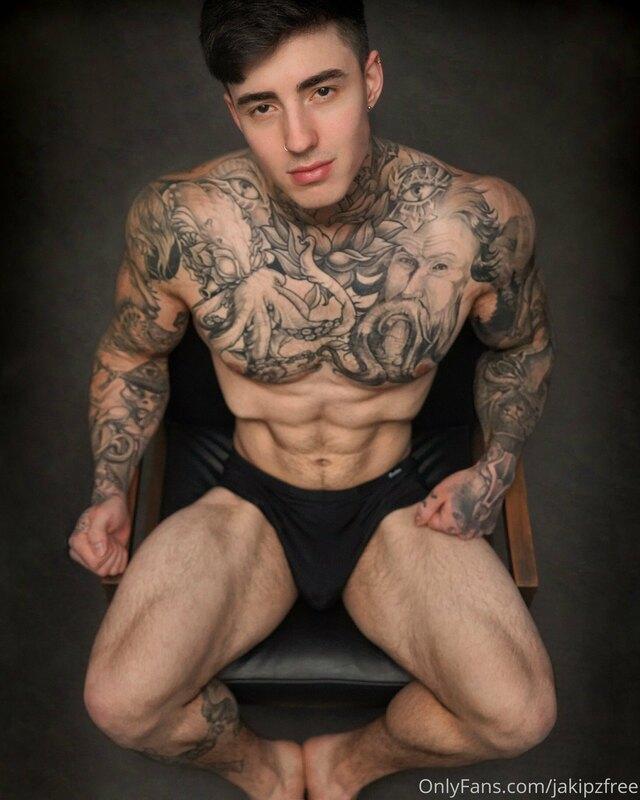 Nude version available on @Jakipz ? & fuck was I ever hard f..