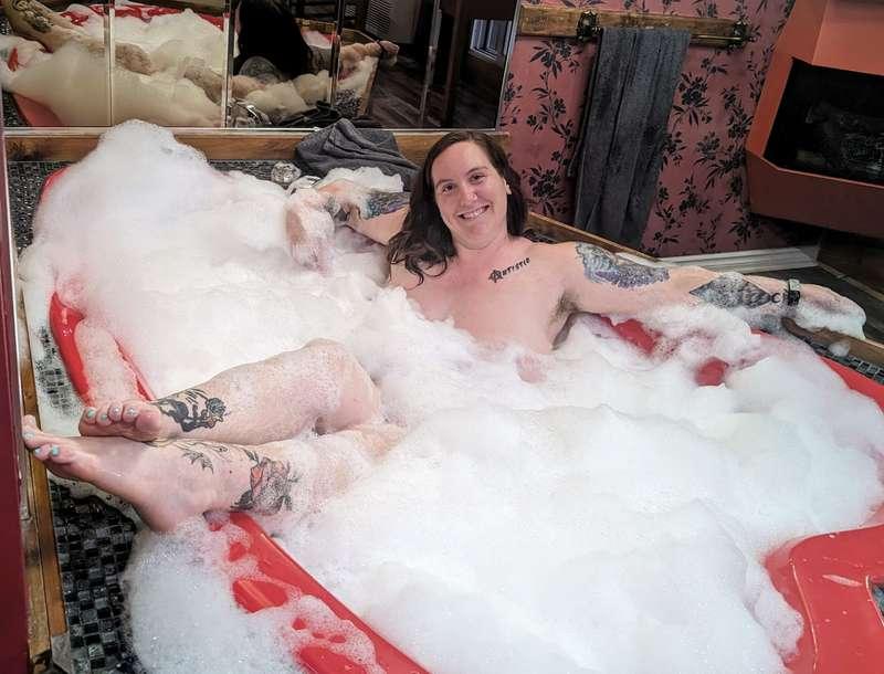 Bubble bath premium set 🫧 Uncensored full body pics within! ..