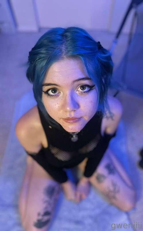 on my knees for you 💙