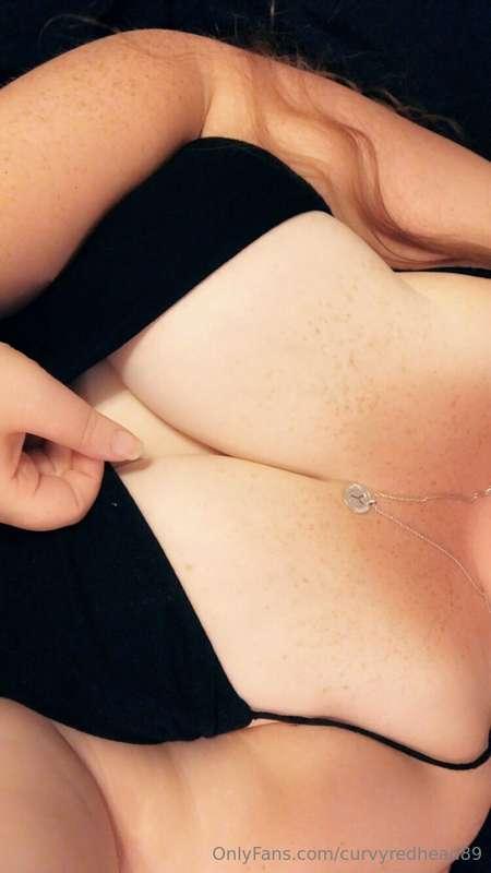 curvyredhead89 image #2