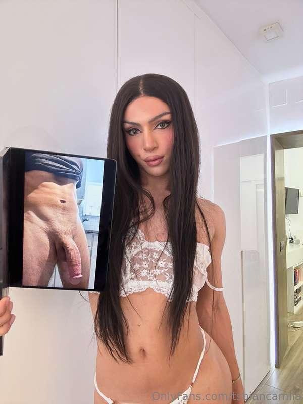 Want me to rate your dick? Dm me🥵