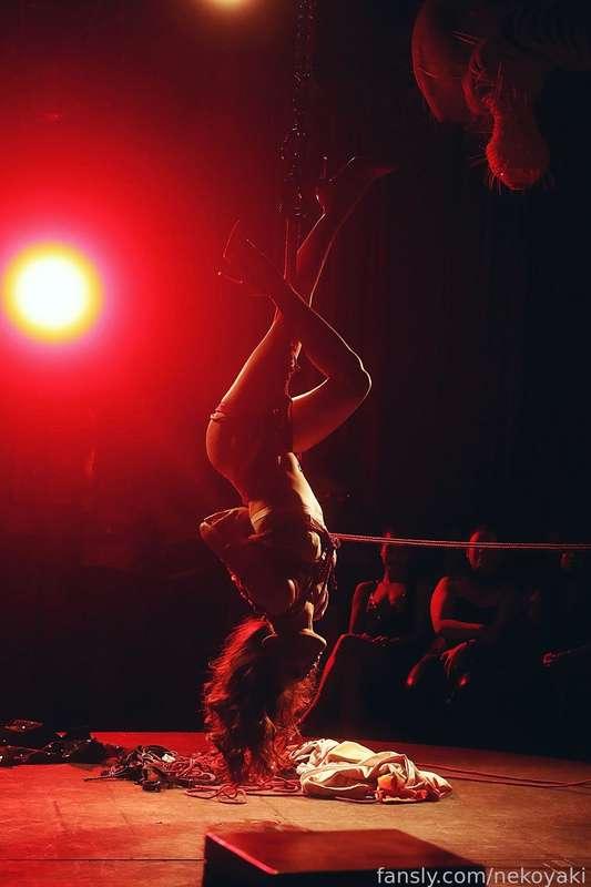 Free photo for everyone ❣️
Hanging upside down while restrained ✨

Ask me anything? Subscribe for free messaging 😊

#fyp #bdsm #domme #sub #submissive #ropeart #shibari #bondage #kink #lesbian #asian #asiansub #asianlesbian #kinbaku