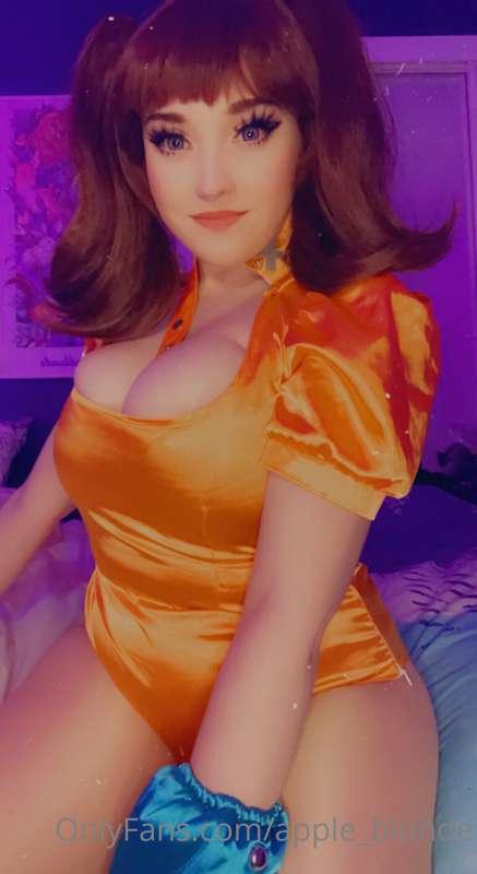 Diane the giant part 1!
Sorry this took a while! I was reall..