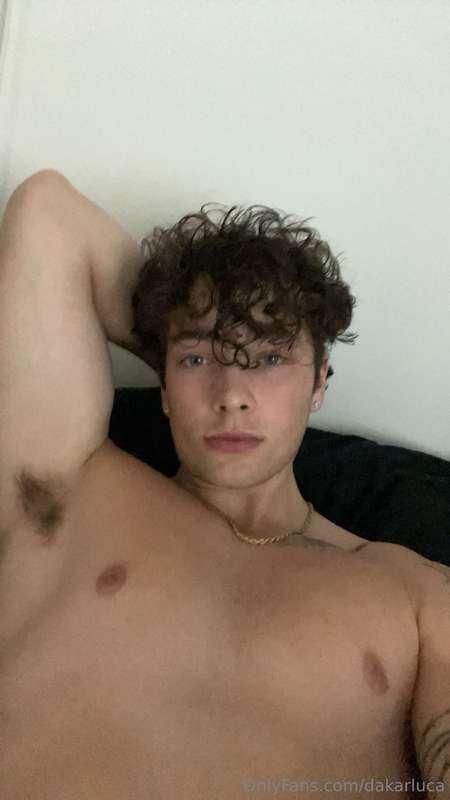 sniff or lick?