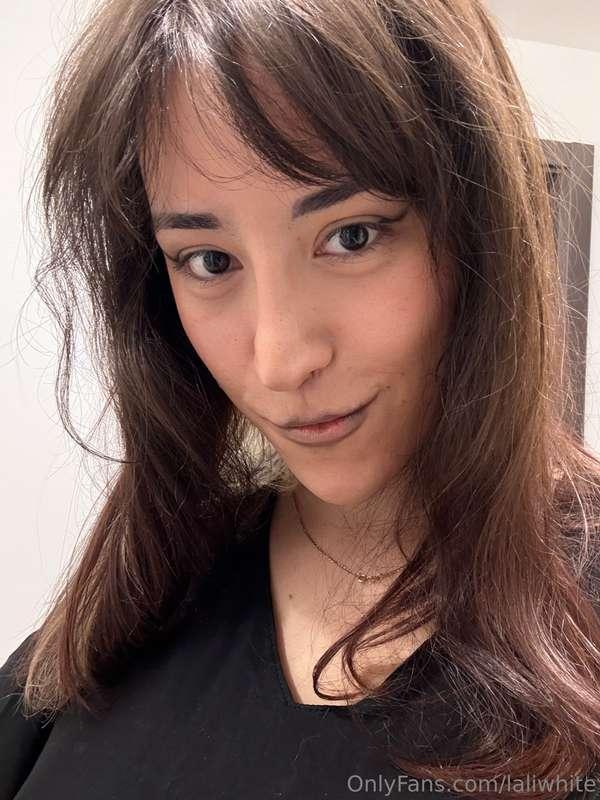 would u date a trans girl like me?
