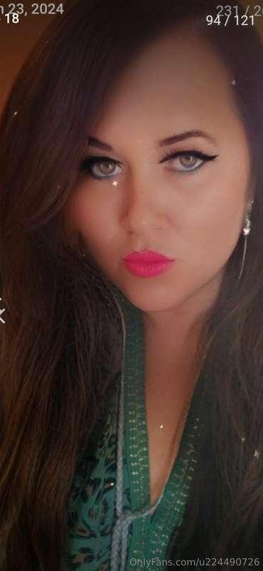 Look deep into my eyes baby xx