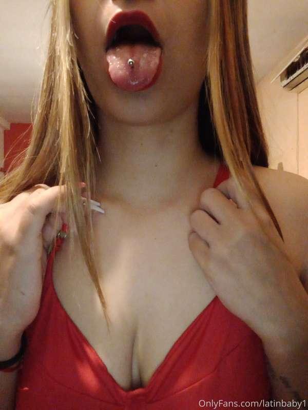 I want to play, dominate, fulfill fetishes and fantasies