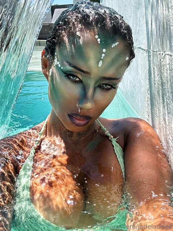Your favourite mermaid 🧜🏾‍♀️