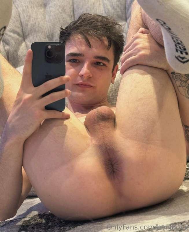 Kiss my bum 😊💦