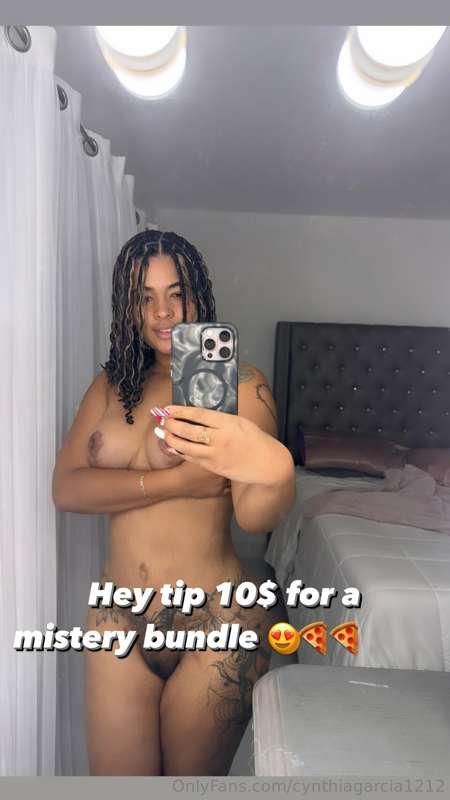 10 spots left 😍🤤 sending as soon as you tip 🤤