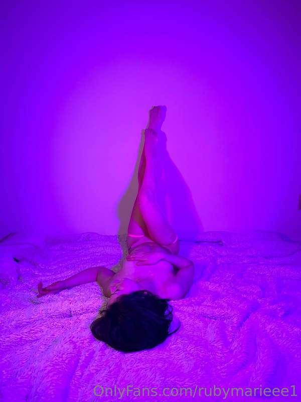 Hump day = Happy day 💜
Find the rest of the photos dumped in..