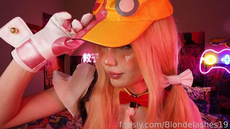 blondelashes19 image #25