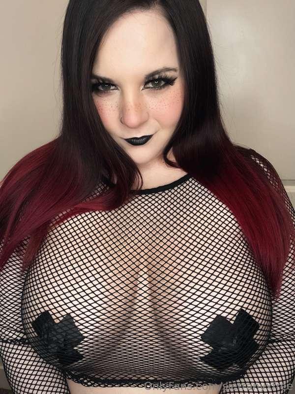 Shirt down or up?