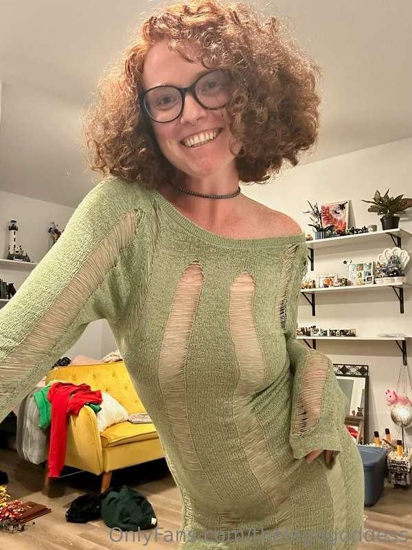 I could live in this sweater dress 😍