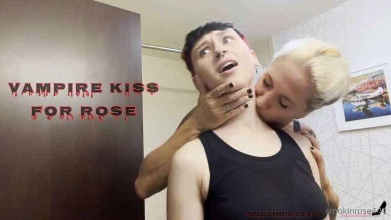 Vamp*re kiss for Rose 🧛‍♀️ 
available now