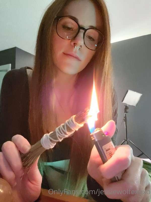BRB putting a spell on you 😚☺️
