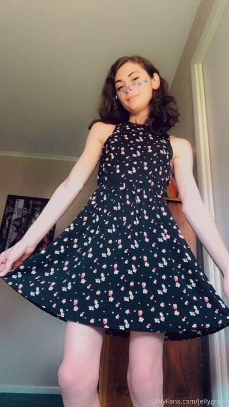 It was so warm and breezy outside today. I’m so excited for ..