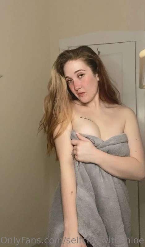 want to see me drop this towel? DM me 😋👀