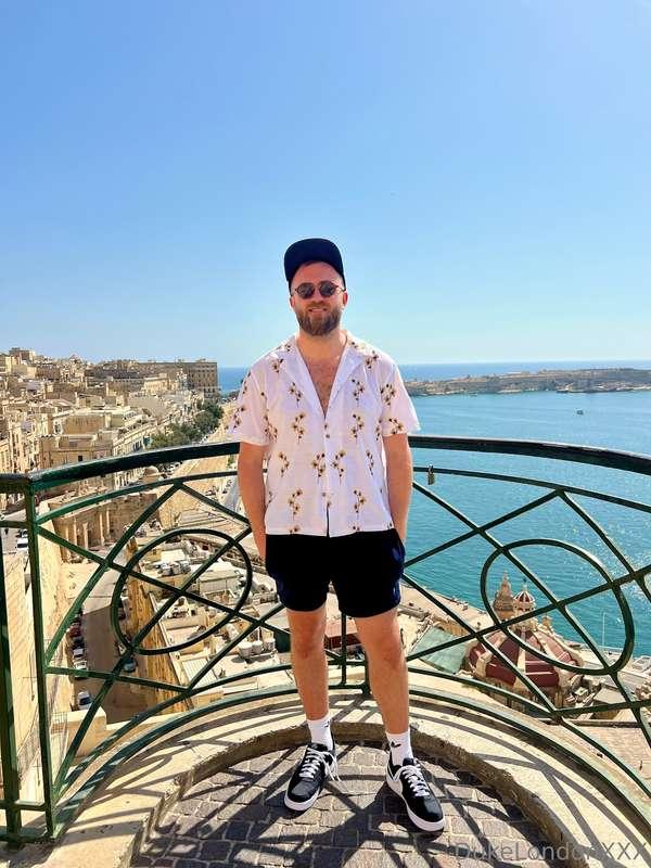 Hello from Malta where I’m trying to brave the 38 degree hea..