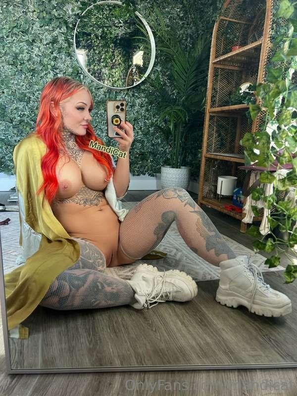 Something about this outfit makes me feel so naughty