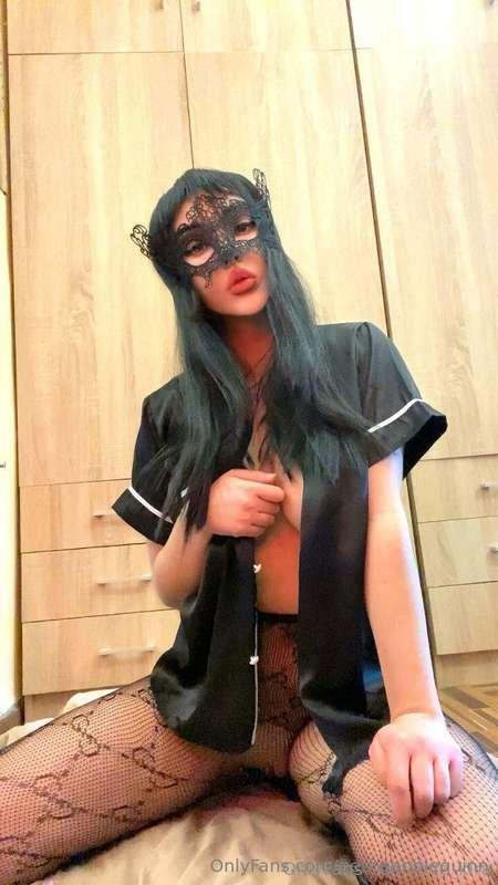💦 FREE SUBSCRIPTION — unlock pure filth now 😈 @love_kira a t..