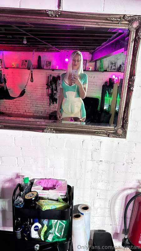 All of the things I could get up to in this dungeon....