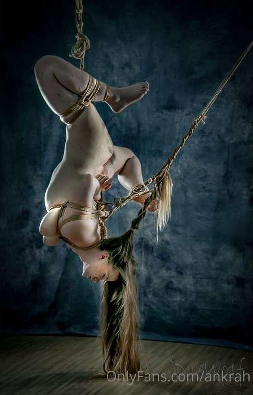 Keeping up with the rope bondage theme! But this time I’m co..